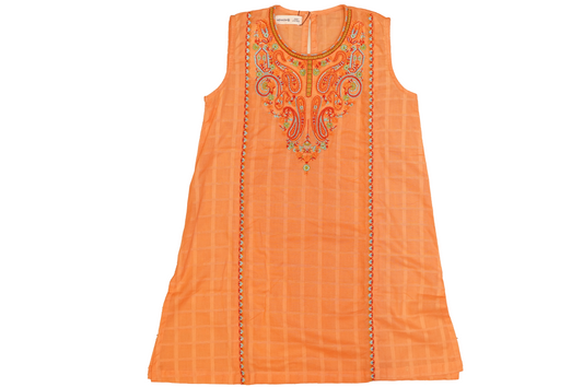 Sleeveless kurta